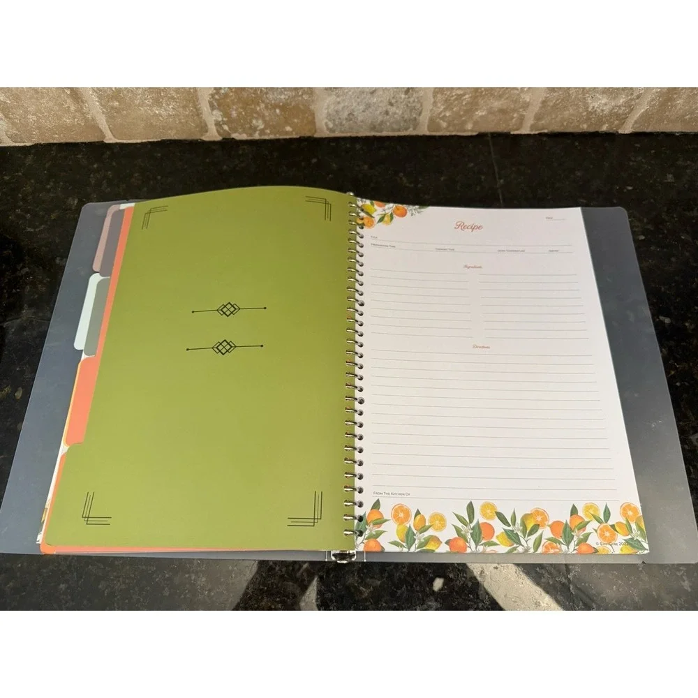 Lemon Themed Blank Recipe Book‎ to Write in Your Own Recipes Kitchen